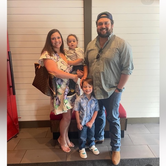 💕 Live Show! Share & Shop! 💕@annas_lux Like to be notified when I go live! 💕 - Picture 6 of 16